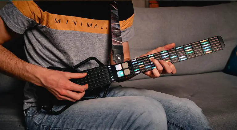 Sensy Guitar : Guitare MIDI & AI pour tous ?
