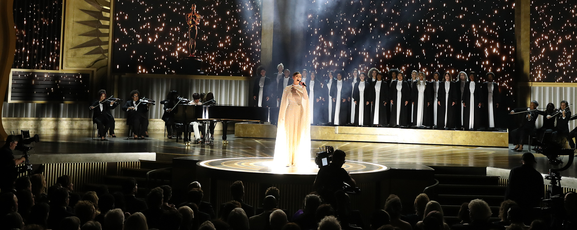 Sofia Carson et Diane Warren s'envolent avec "Applause" aux Oscars 2023