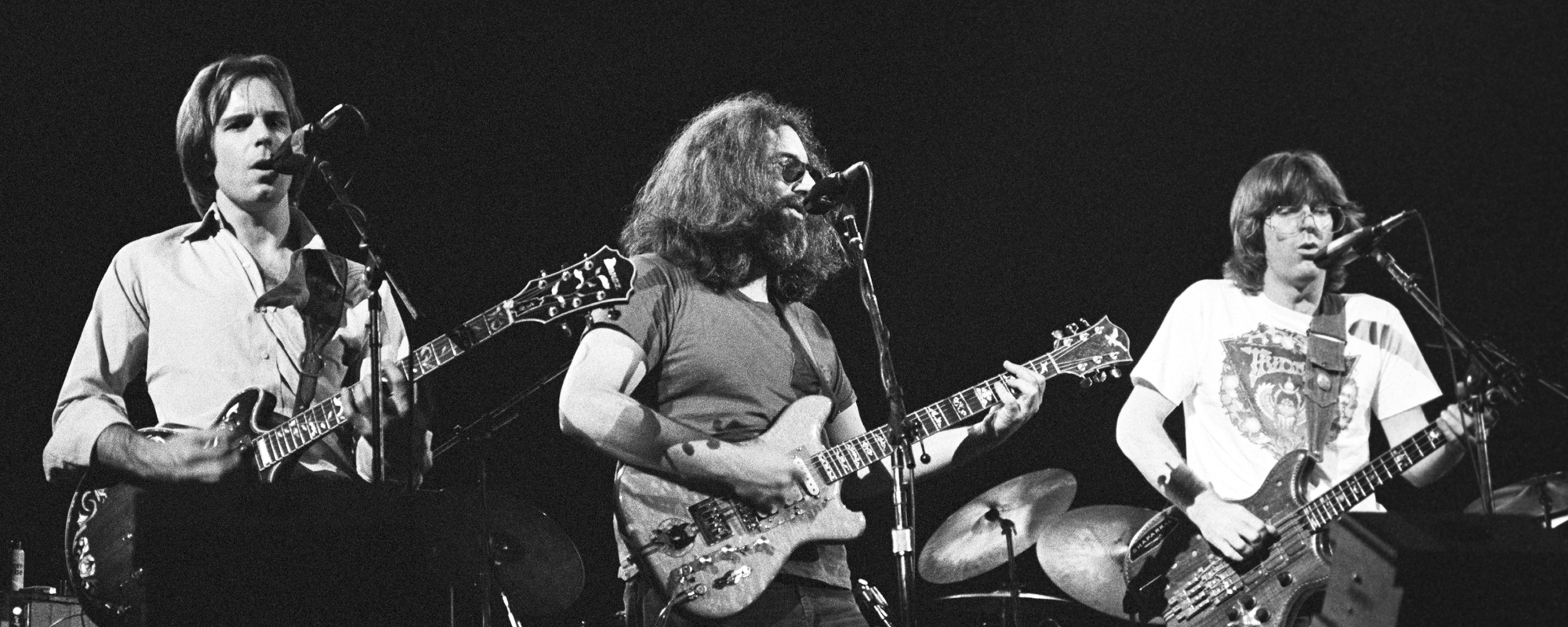 Grateful Dead s'apprête à sortir "Here Comes Sunshine", avec des concerts inédits de 1973