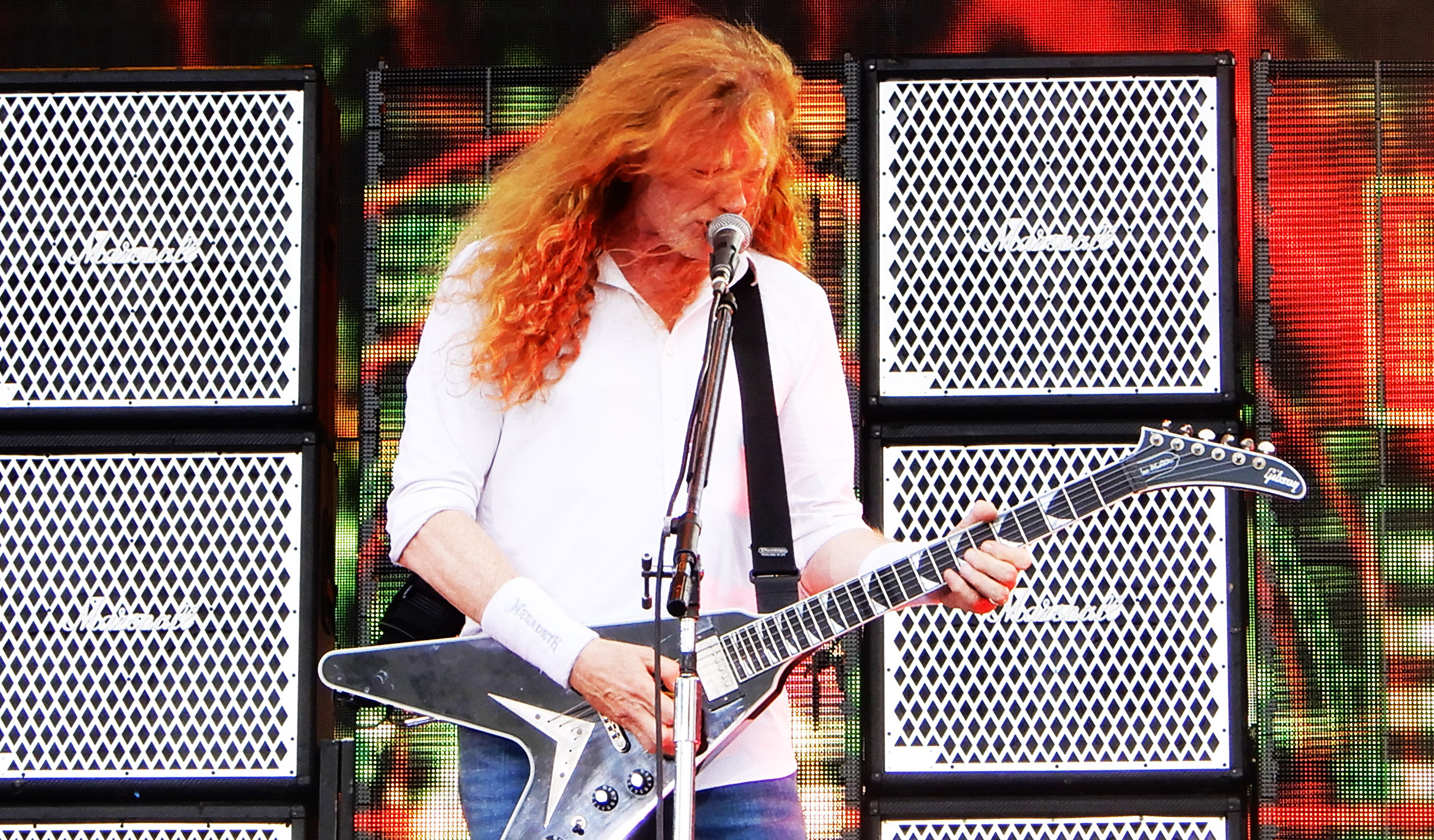 Dave Mustaine explique pourquoi Megadeth est passé des plates-formes conventionnelles au quad cortex neuronal DSP
