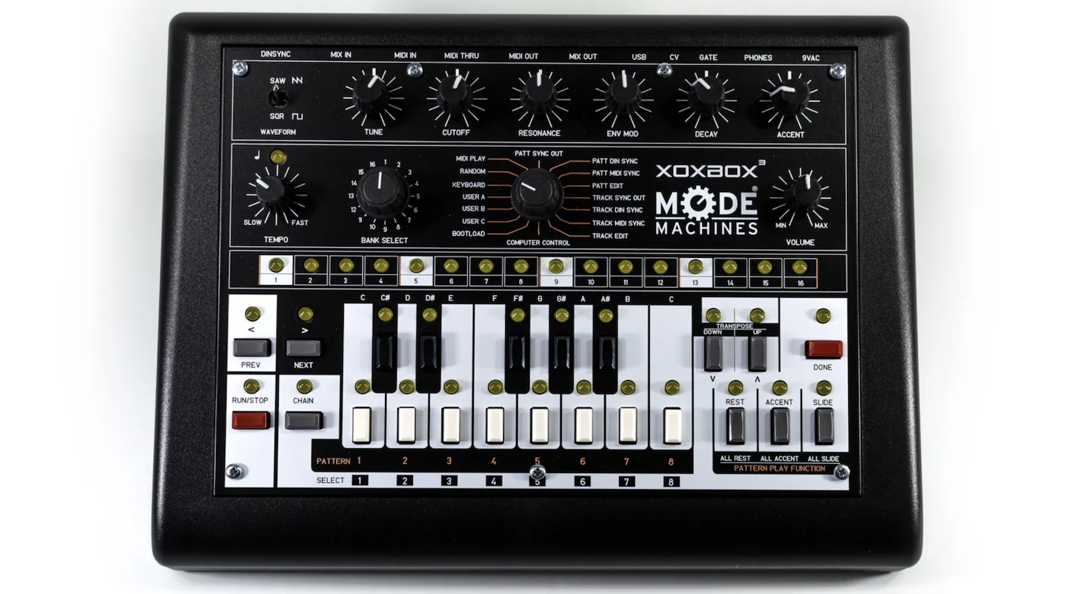 Machines de mode x0xb0x