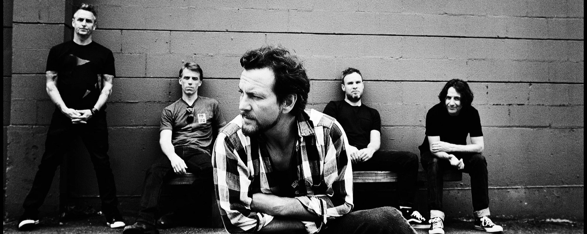 Mike McCready révèle des détails surprenants sur le nouvel album de Pearl Jam attendu en 2024 : « Pour le meilleur ou pour le pire »