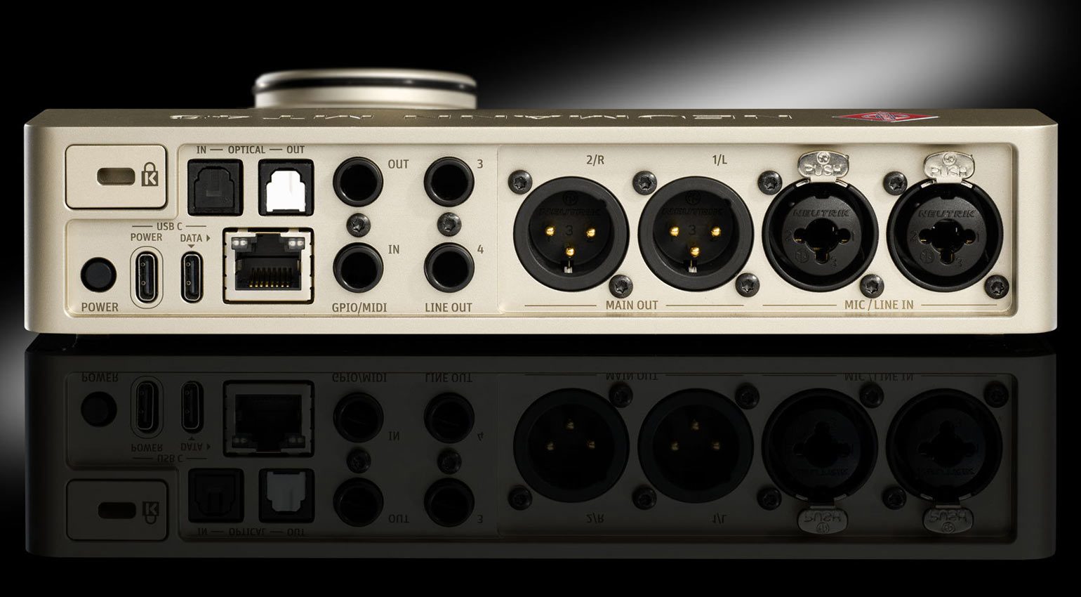Vue arrière du Neumann MT 48.