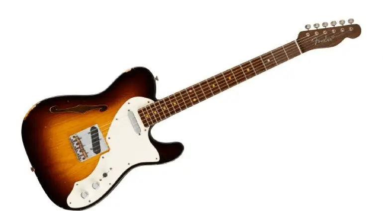 Fender '50s Thinline avec de faux marquages ​​encore plus idiots