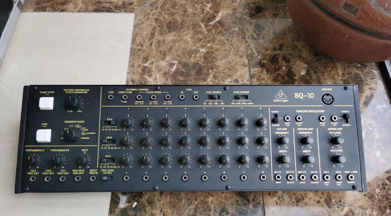 Behringer BQ-10 haut