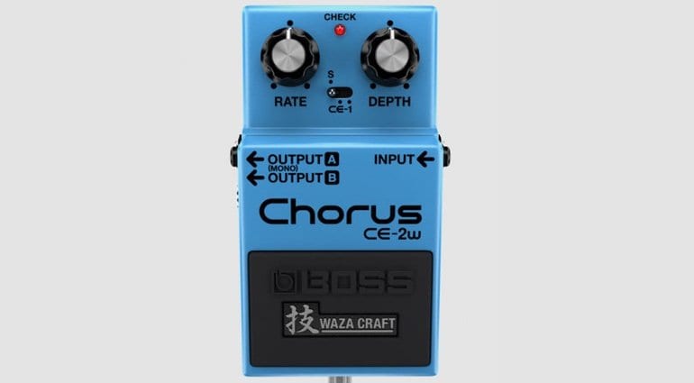 Boss Waza Craft CE-2W Chorus pedal CE-1 CE-2 BBD Bucket Brigade stereo analogue circuit Japan
