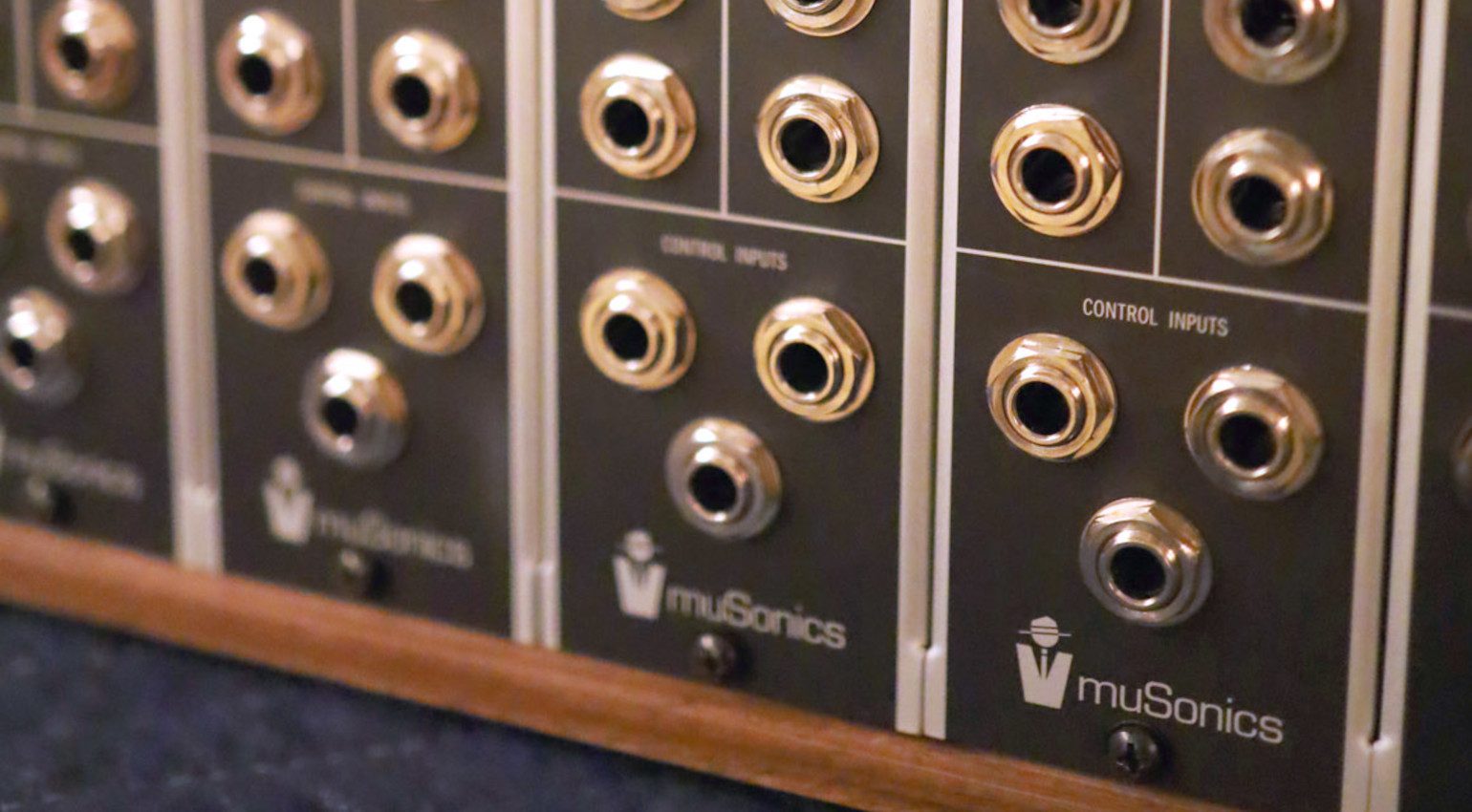 STG muSonics 902 VCA