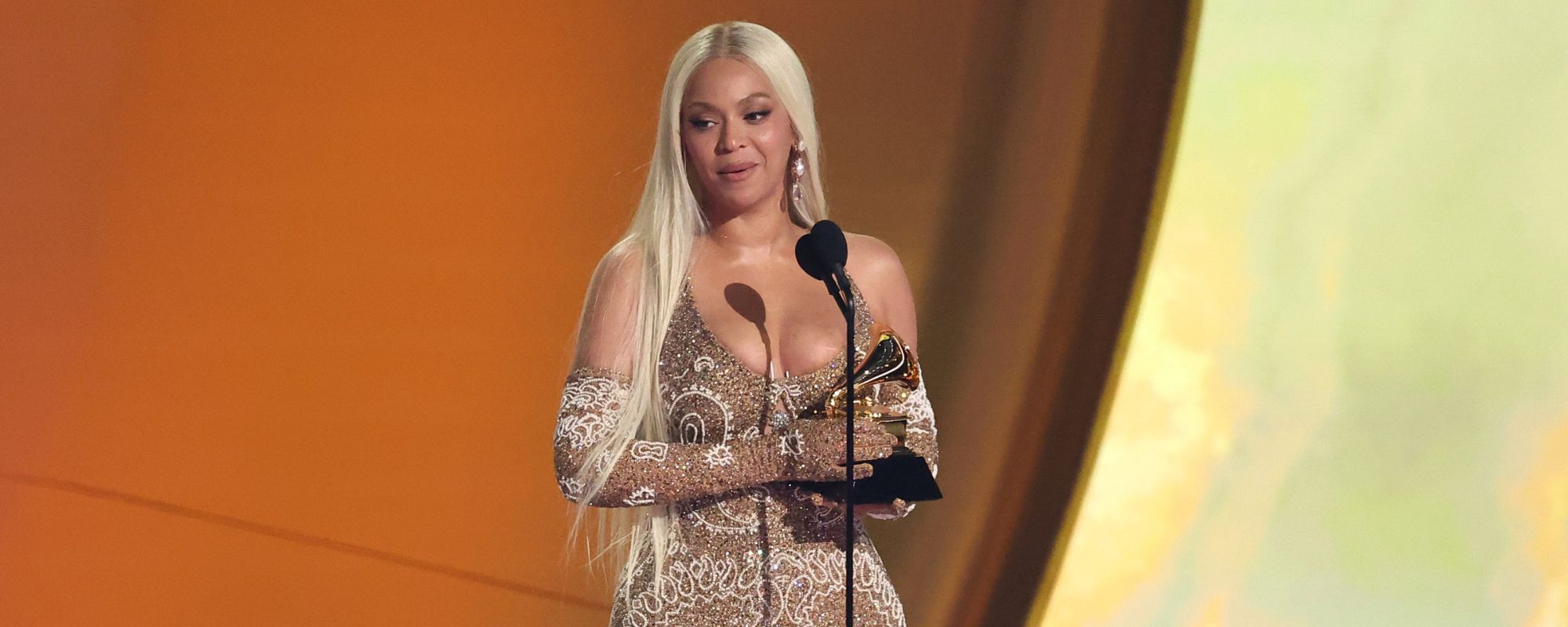 Les fans de Beyoncé Troll, les fans de country pleurent l'annulation des prix 2025 CMT