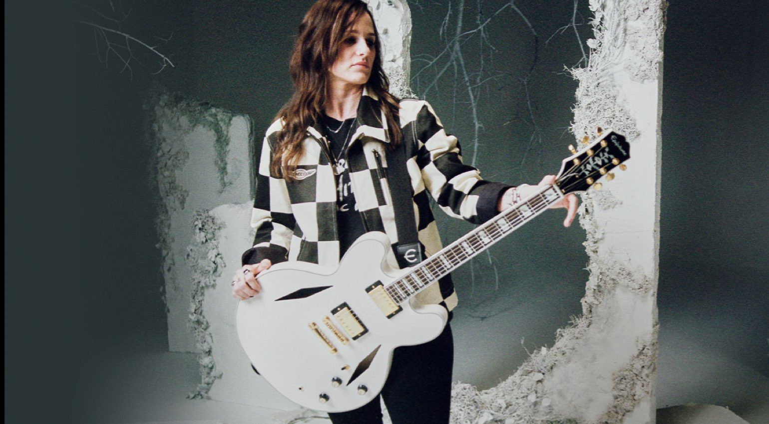 Epiphone Emily Wolfe White Wolfe Sheraton