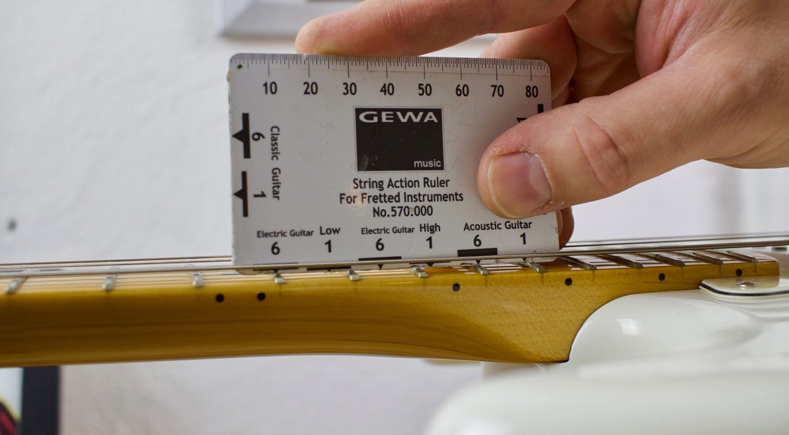 Souverain d'action de guitare