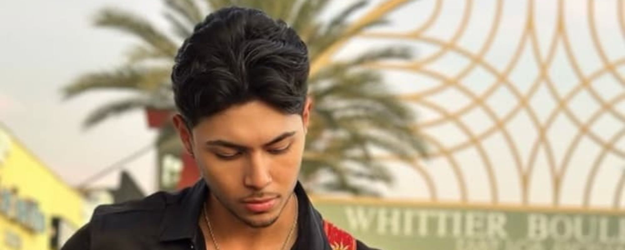 Mky hors concours de 'American Idol' 'Honours ses racines East LA avec une performance espagnole complète