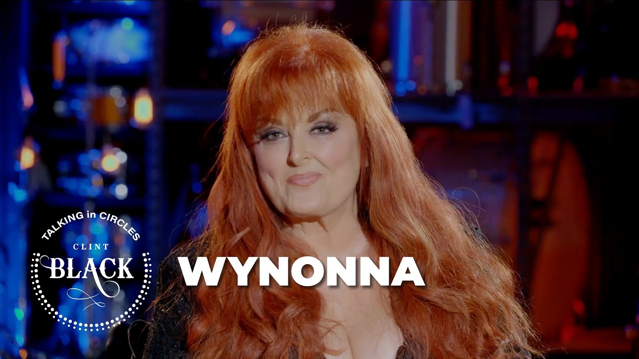 «Être célèbre vous emmène de chez vous»: Wynonna Judd révèle comment le succès et la renommée ont provoqué une fracture avec Sœur Ashley