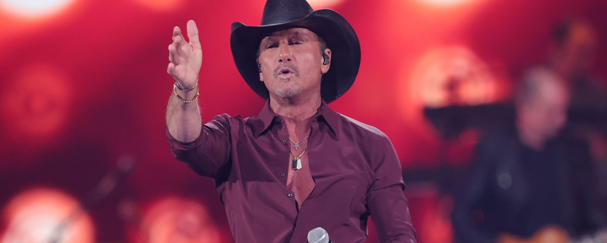 Tim McGraw révèle pourquoi il était réticent à commencer sa carrière d'acteur