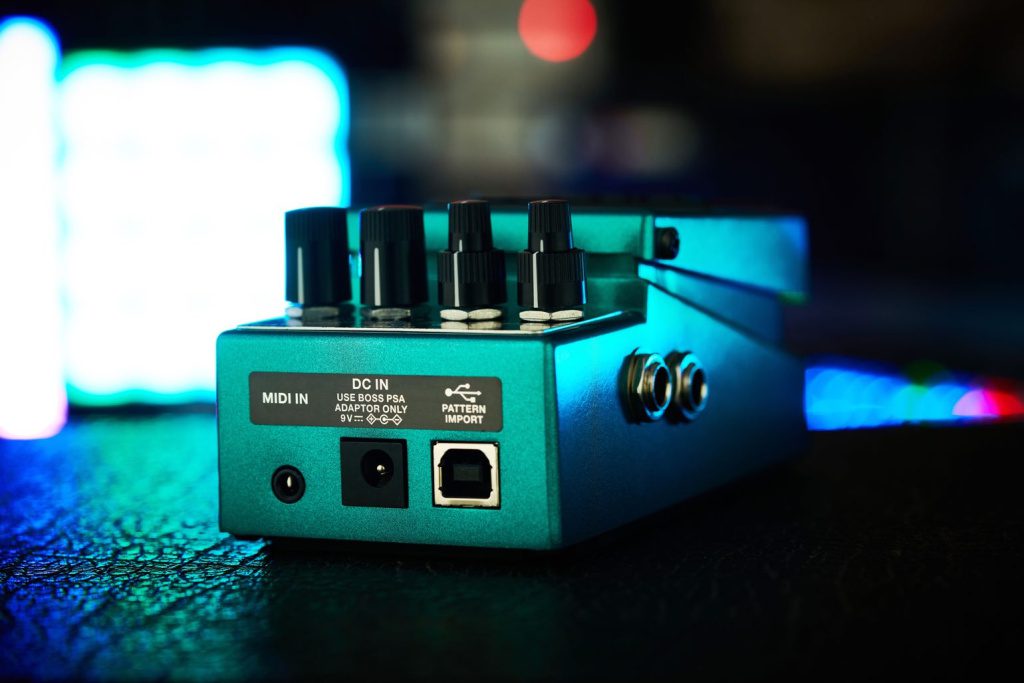 Boss Sliner SL-2 avec USB et MIDI