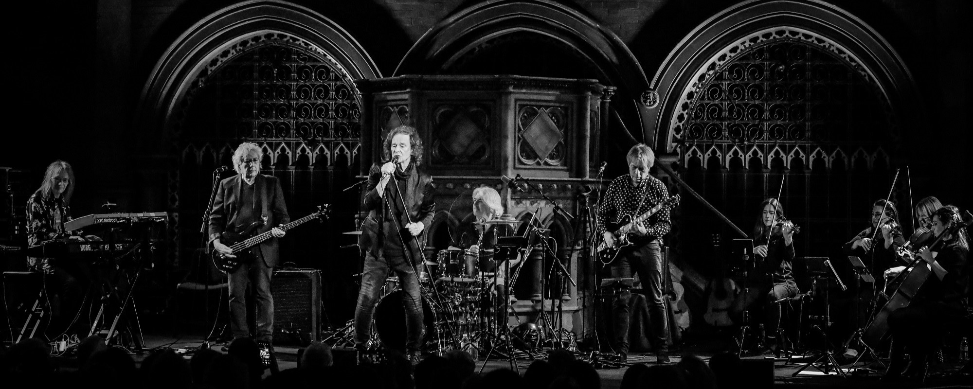 The Zombies’ Colin Blunstone Releasing Live Album and Concert Video Featuring 2024 Performance of His Debut Solo Album, ‘One Year’