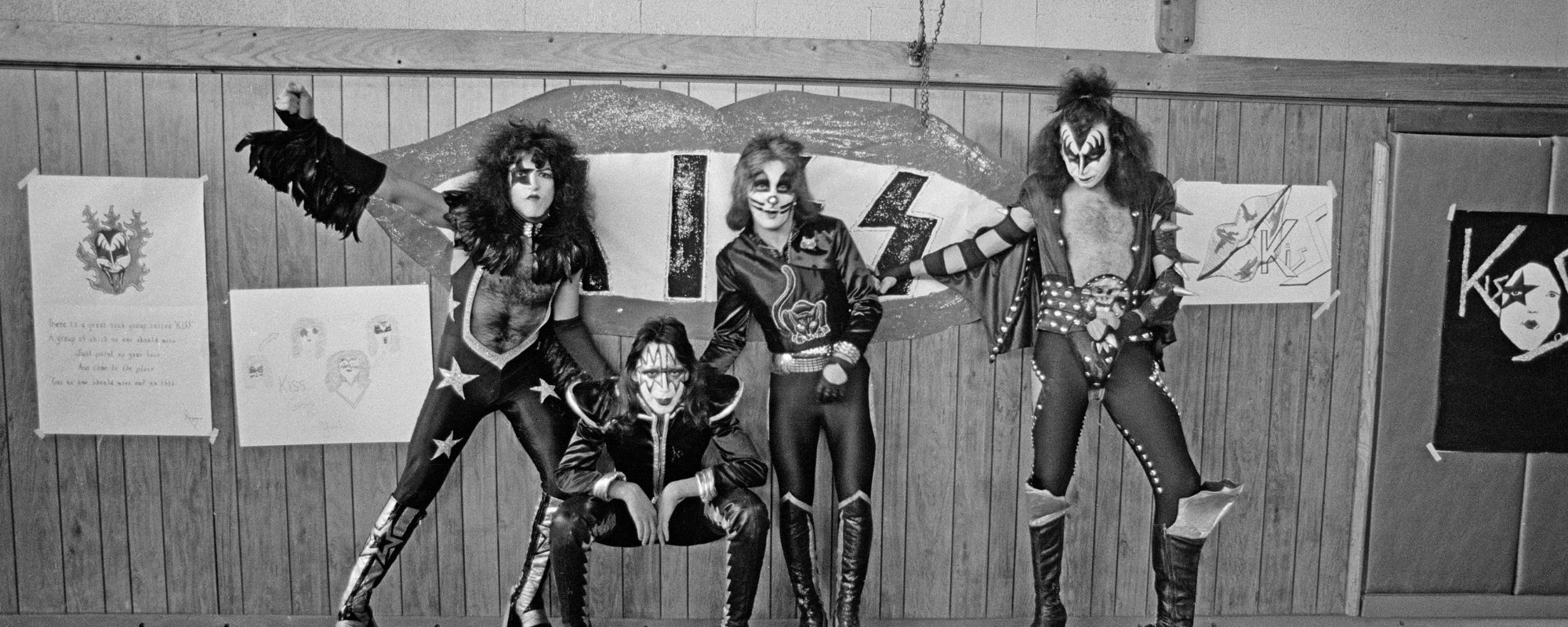 KISS se lance dans la country avec une démo inédite vieille de 50 ans, « Erreur »