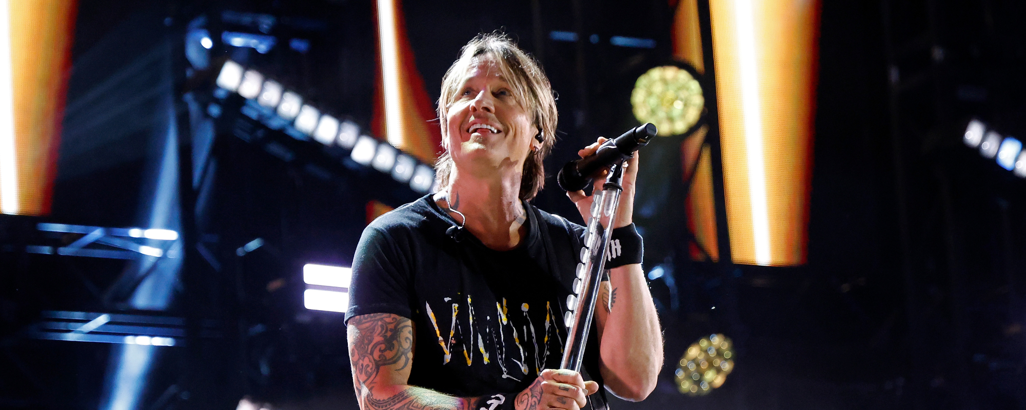 Le candidat à "The Road" félicite Keith Urban comme "un véritable artiste"