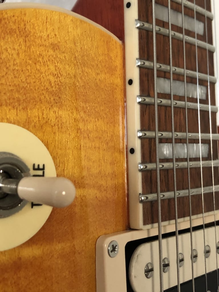 Les bords de la touche sont lisses