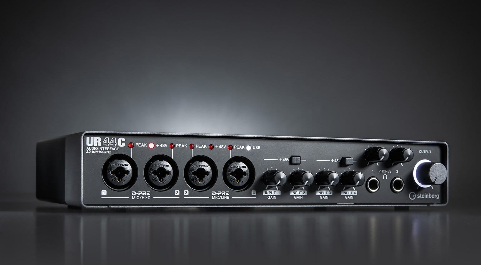 Interface audio Steinberg UR44C