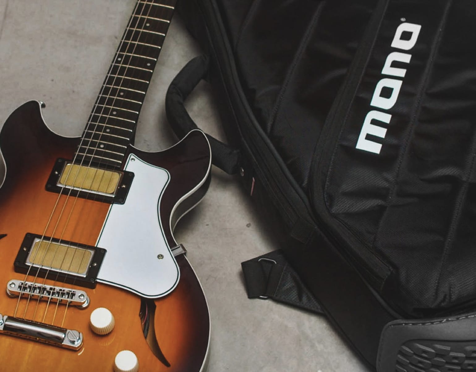Harmony Comet est livré avec un sac de concert Mono Vertigo haut de gamme