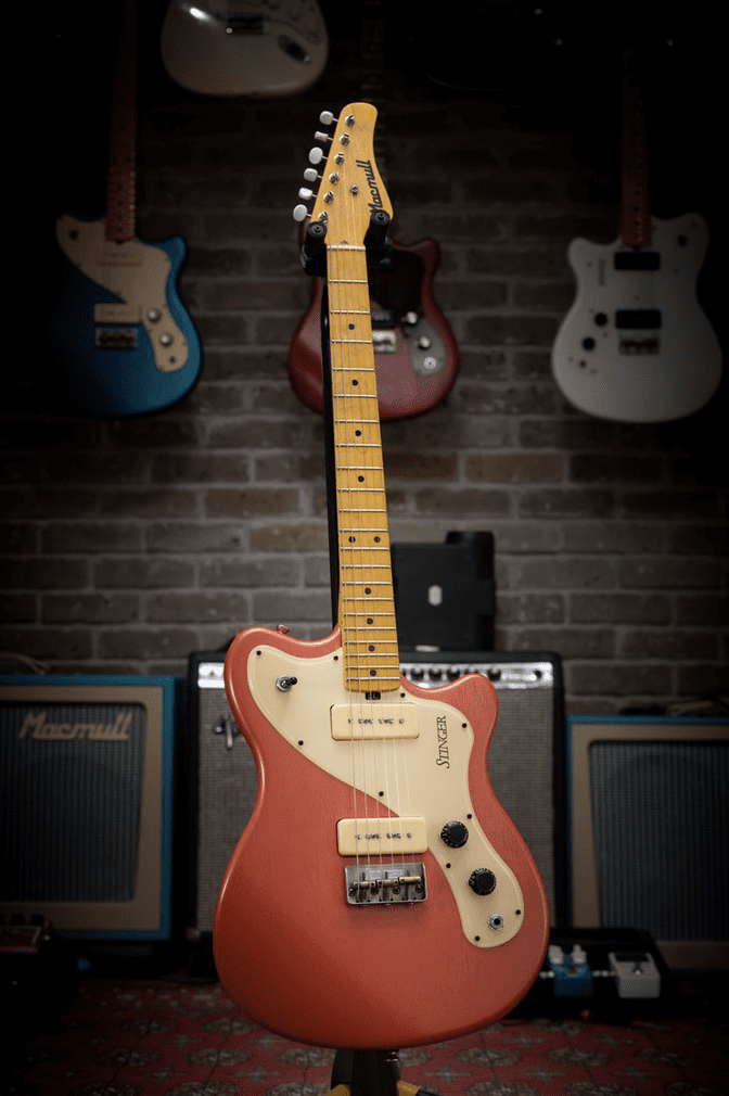 Guitares personnalisées Macmull The Stinger