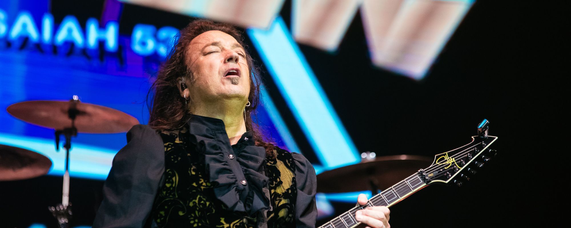 Le leader de Christian Metal partage son diagnostic de cancer avec ses fans : « Dieu a un plan »