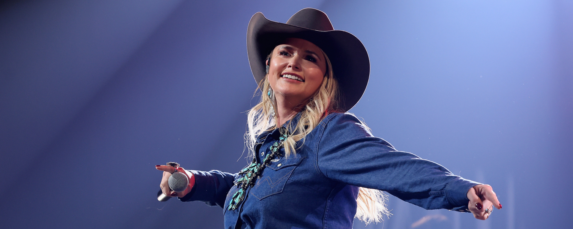 Miranda Lambert rend hommage au roi du pays avec une interprétation puissante de son duo de George Strait au Kennedy Center Honors
