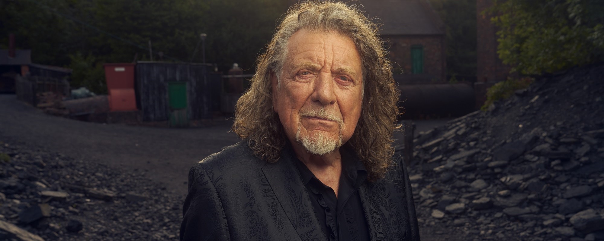 Robert Plant de Led Zeppelin et le groupe actuel Saving Grave annoncent leur tournée « Spring Fever » 2026 aux États-Unis