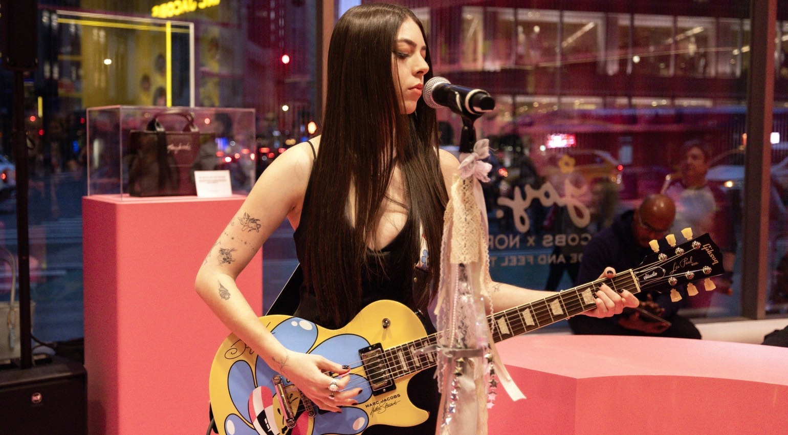 Guitar Journal: Gibson Marc Jacobs Les Pauls