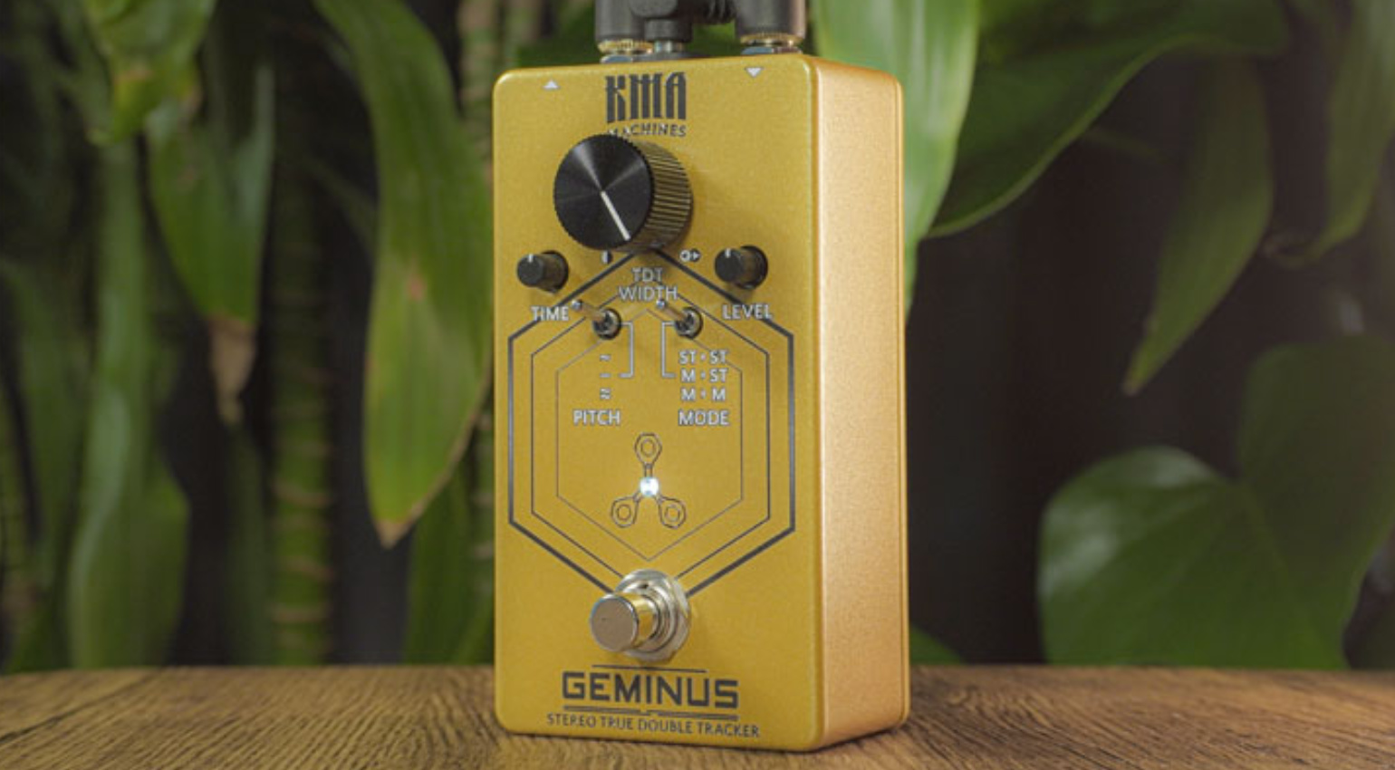 KMA Machines Geminus: Automatic Double Tracker For Epic Stereo Effects!