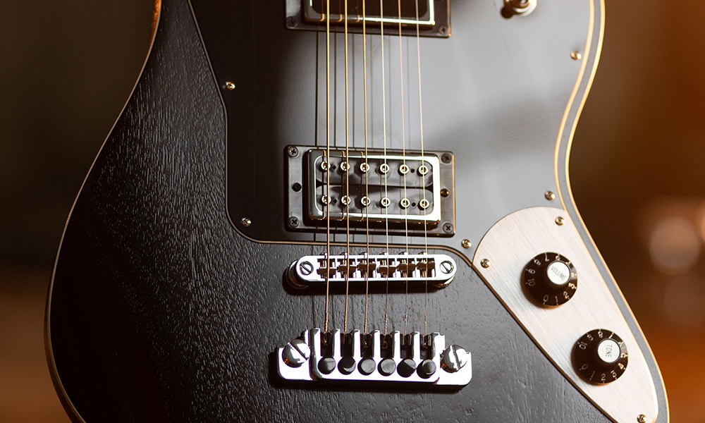 Chevalet Lee Malia LM-87 Tuna-matic avec cordier ancré et accordeurs fins 