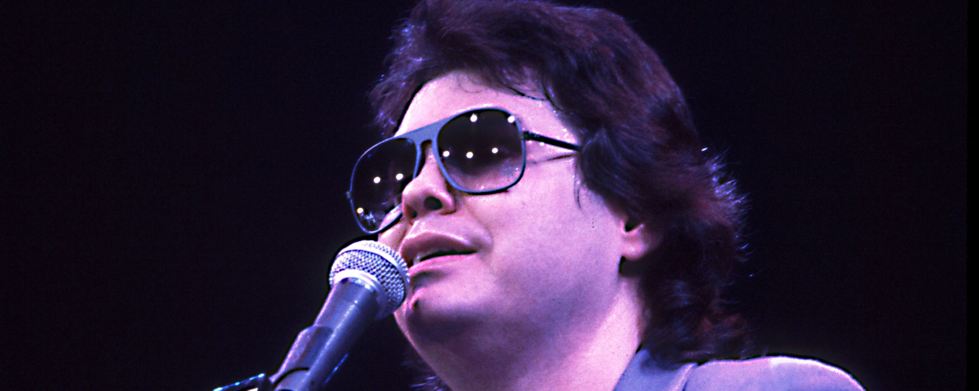 Blake Shelton, Vince Gill, Keith Urban et bien d’autres rendent hommage à Ronnie Milsap pour un moment « inoubliable » au Grand Ole Opry