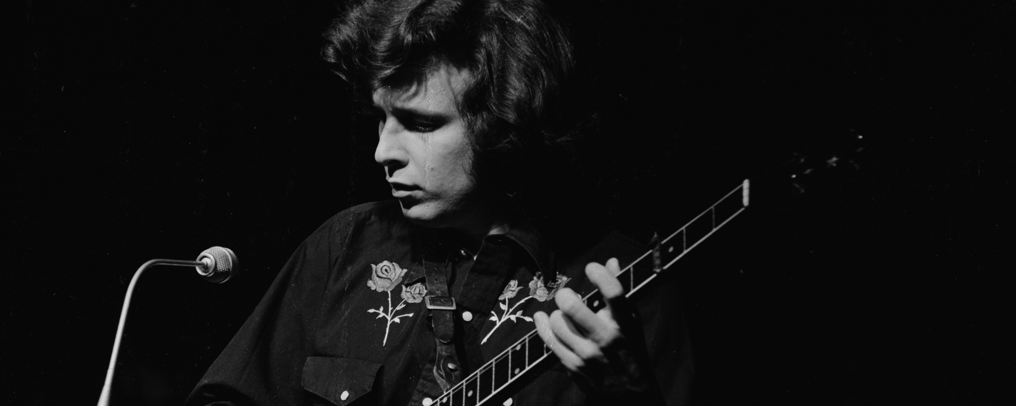 En ce jour de 2000, une icône de la pop a tenté sa chance sur ce classique folk-rock et a décroché son 50e numéro 1