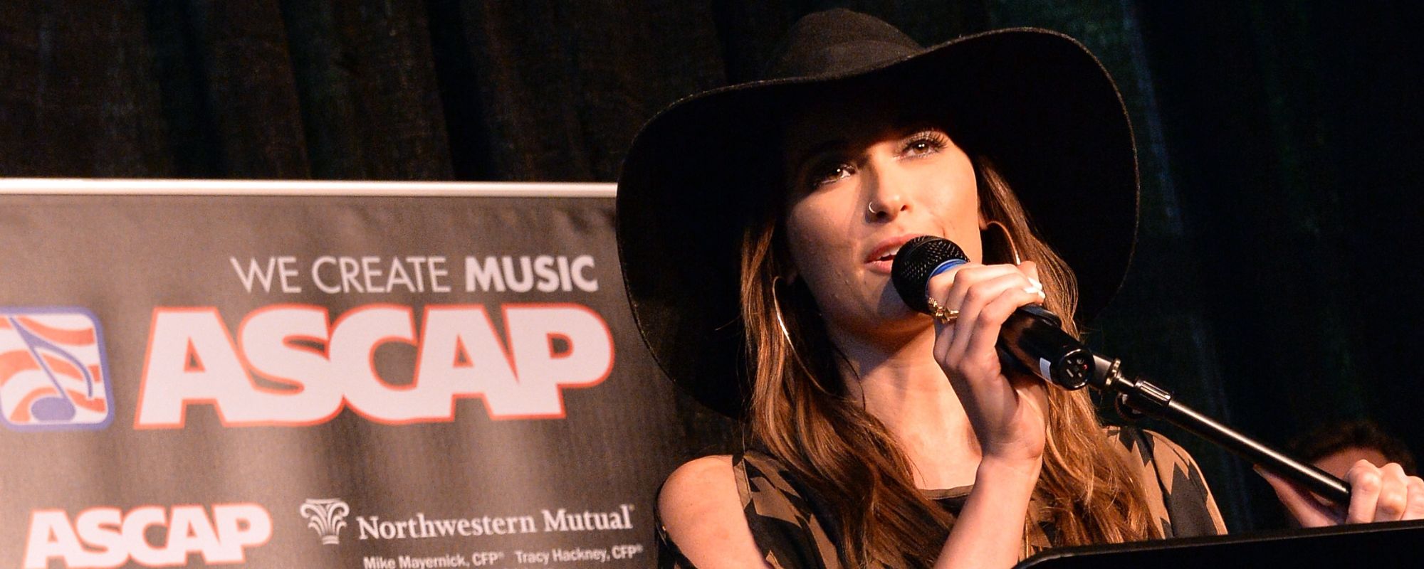 Kacey Musgraves parle de la diffusion de « Old Laundry » sur la prochaine collaboration de Miranda Lambert
