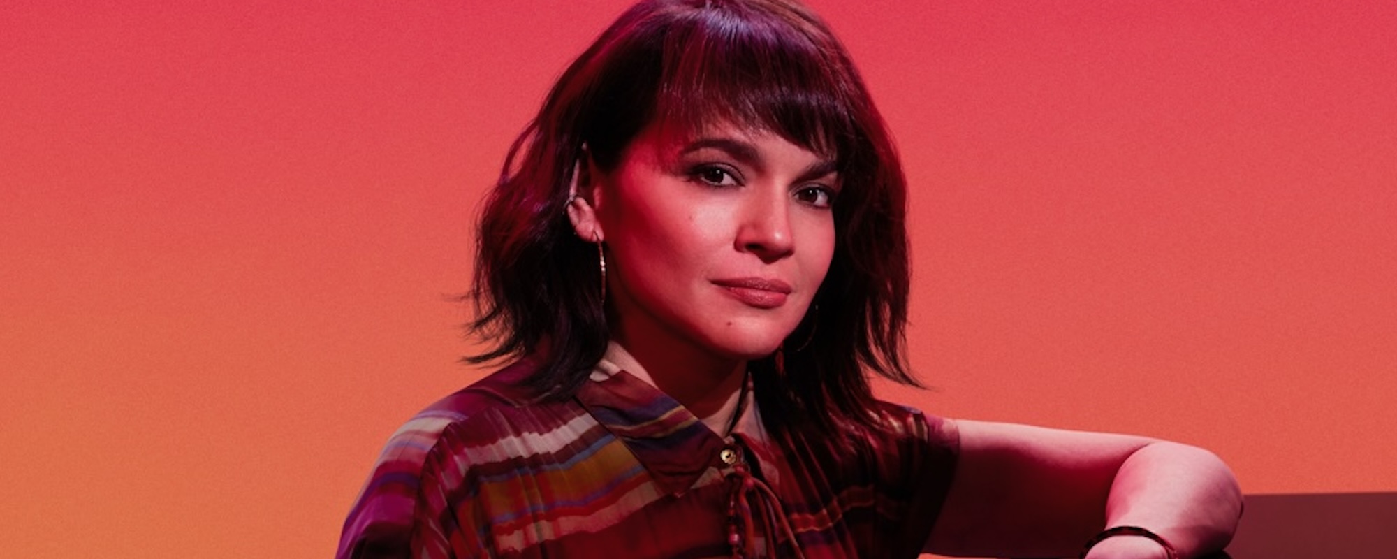Norah Jones revisite "Come Away With Me" en direct des studios Apple Music