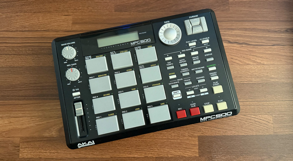 Akai MPC500