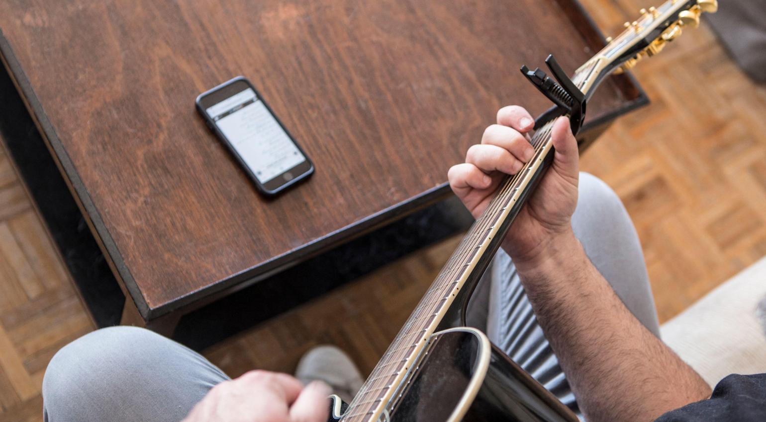 Guitar Capos: 5 Tracks to Transform Your Playing