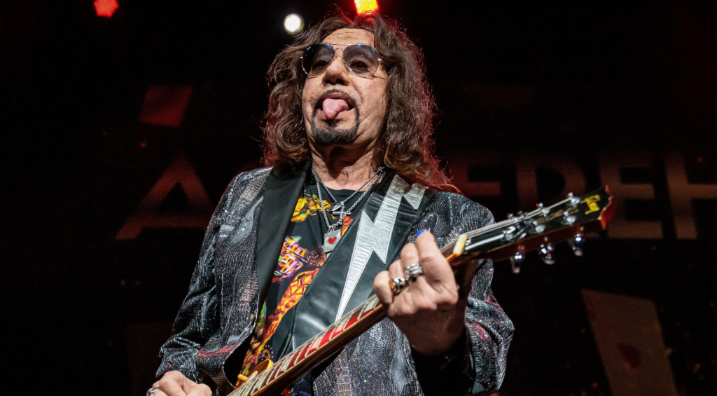 Ace Frehley avec une Les Paul