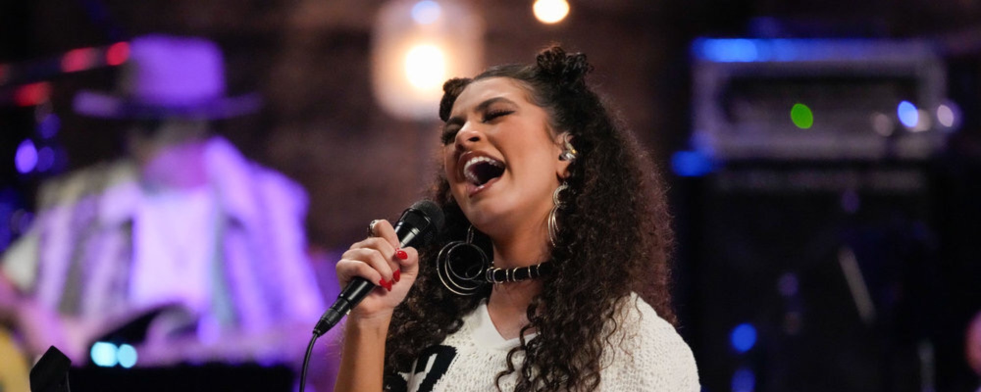3 faits en bref sur Liv Ciara, finaliste de "The Voice", le phénomène Kelly Clarkson, 16 ans, comparé à la jeune Mariah Carey