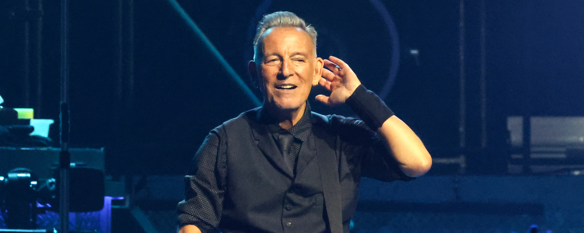 Bruce Springsteen fait venir Tom Morello pour la reprise de "Purple Rain" dans la ville natale de Prince