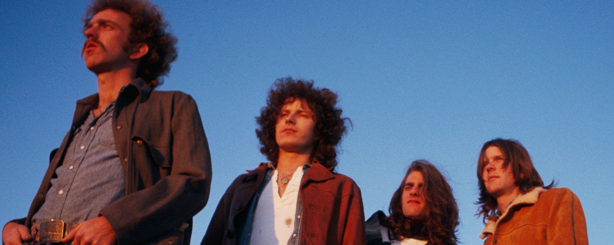 Comment Joni Mitchell (et des femmes indifférentes) ont aidé les Eagles à décrocher leur premier coup sûr n°1, de manière détournée
