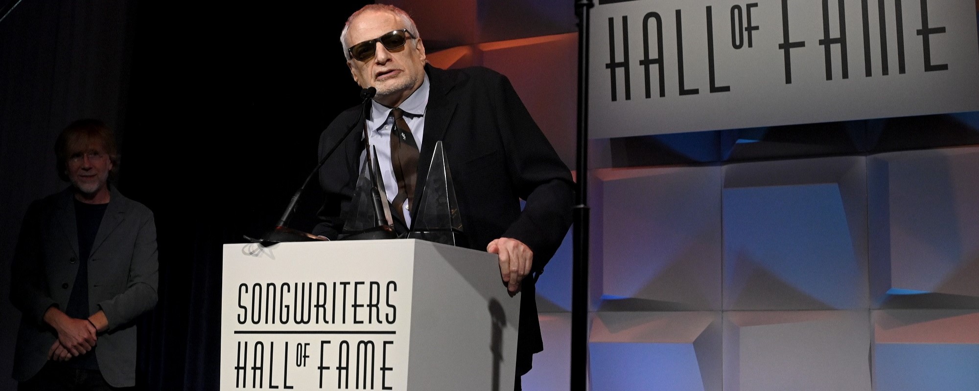 Donald Fagen a pris sa retraite des tournées avec Steely Dan, rapporte sa belle-fille Amy Helm (mais il fait toujours de la musique)