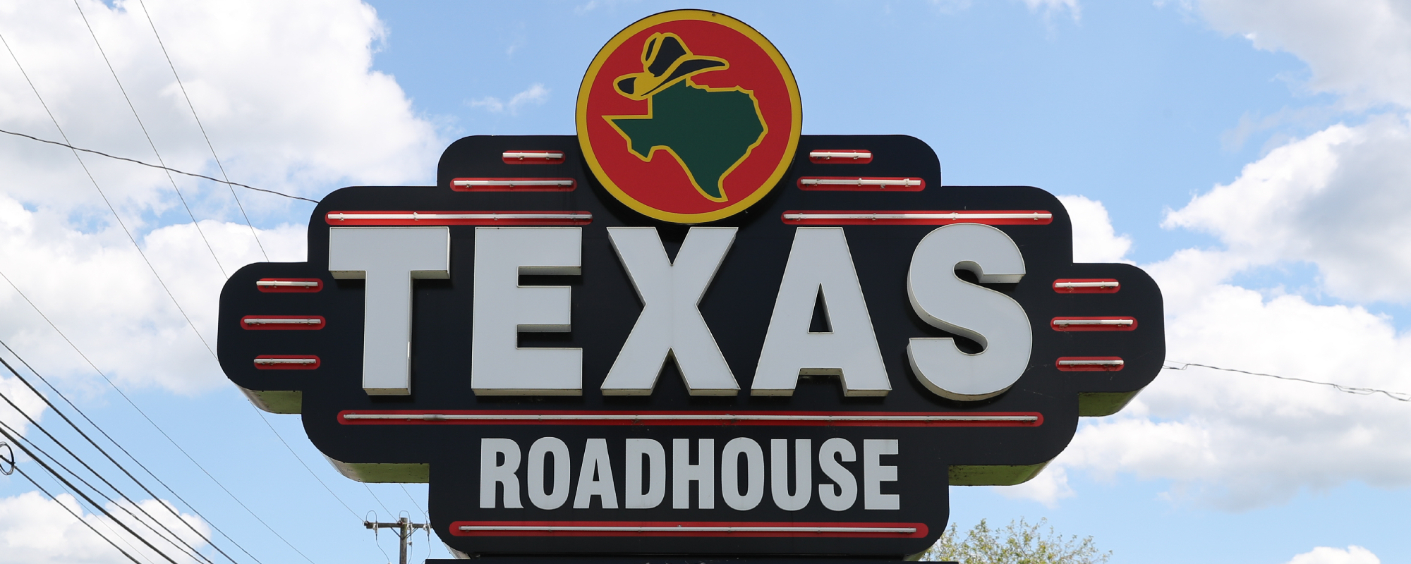 Why Texas Roadhouse Was Forced To Ditched Live Country Music