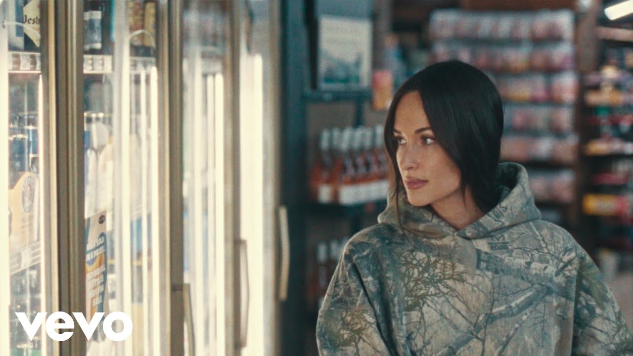 La chanson de Kacey Musgraves dont sa grand-mère n'a pas approuvé : "Ce n'est pas la préférée de ma grand-mère"
