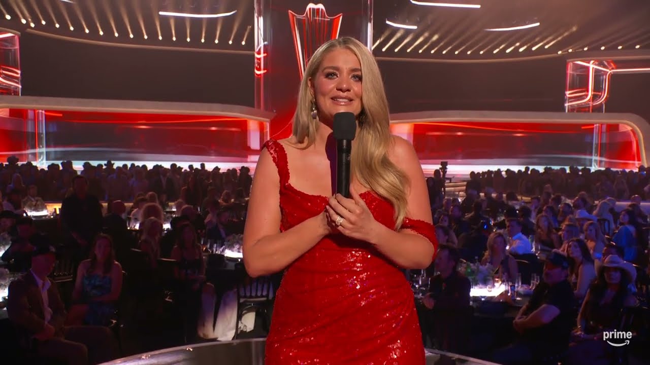 Lauren Alaina s'est effondrée en pleurant aux ACM Awards : voici pourquoi