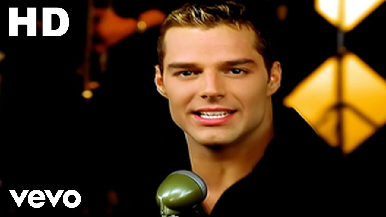 Le concert de Ricky Martin devient chaotique après que le suspect ait lancé des gaz lacrymogènes
