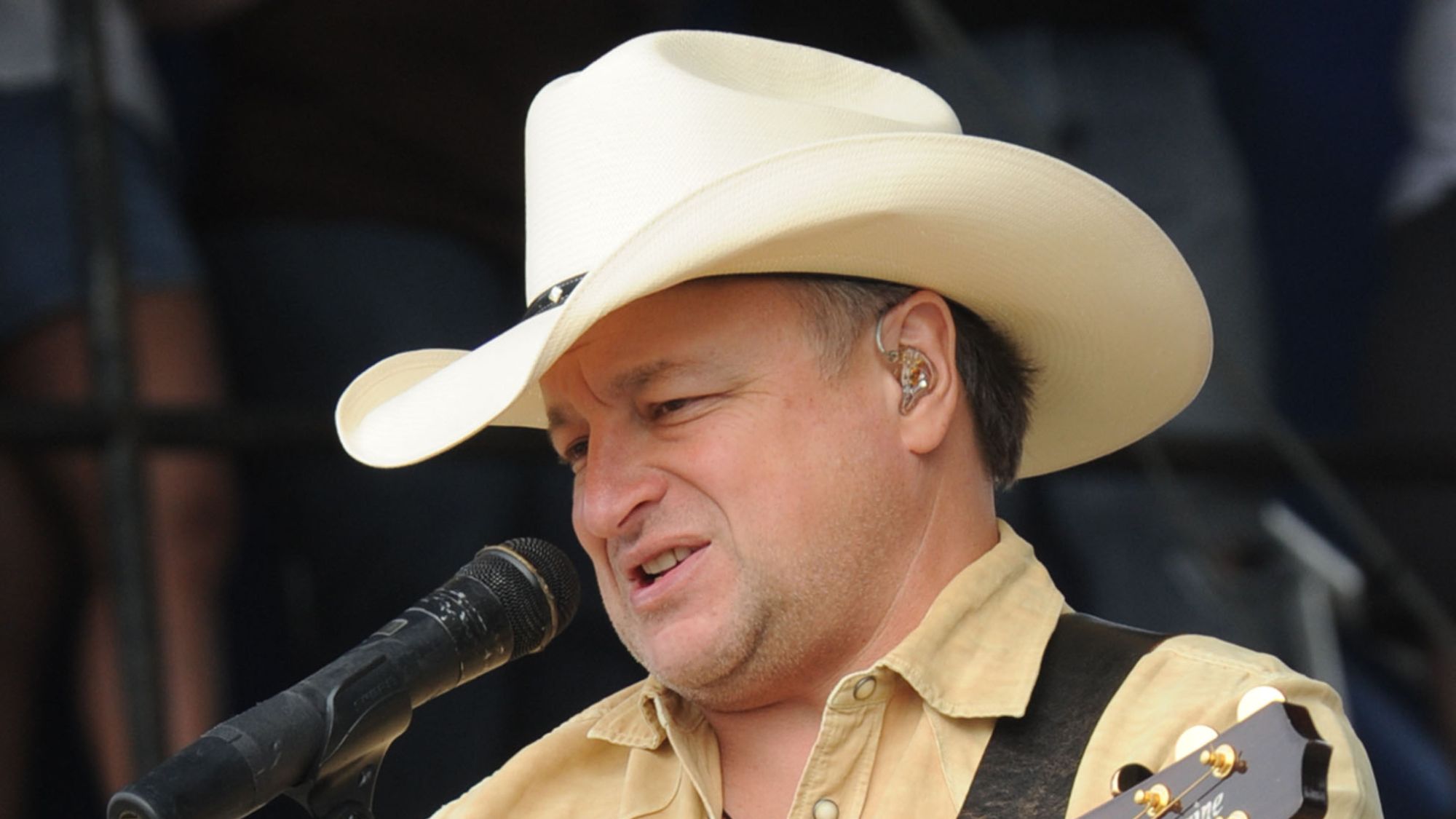 « Maintenant, nous allons quelque part » : Mark Chesnutt révèle les deux étoiles montantes qui ont restauré sa foi dans le pays traditionnel