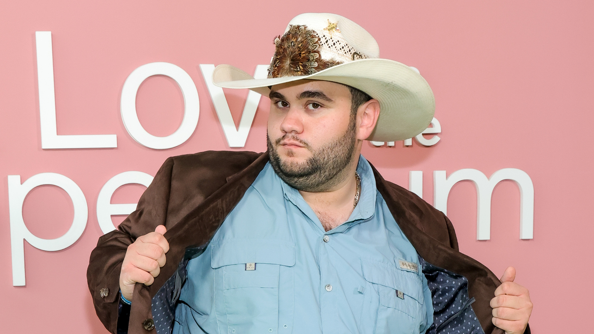 Tyler White, favori de "Love on the Spectrum", dévoile sa première chanson country : "Dream Come True"